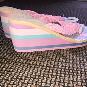 Wedge Sandals flower print